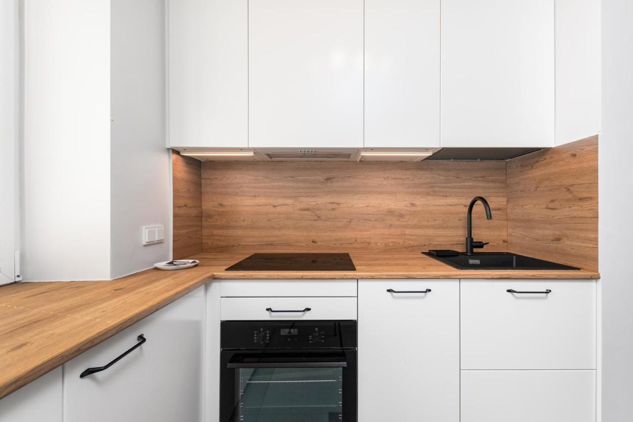Pl. Dabrowskiego 12 By Homeprime Varsovia Exterior foto