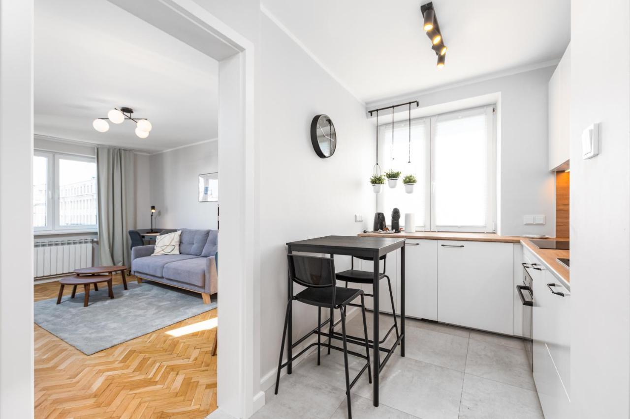 Pl. Dabrowskiego 12 By Homeprime Varsovia Exterior foto