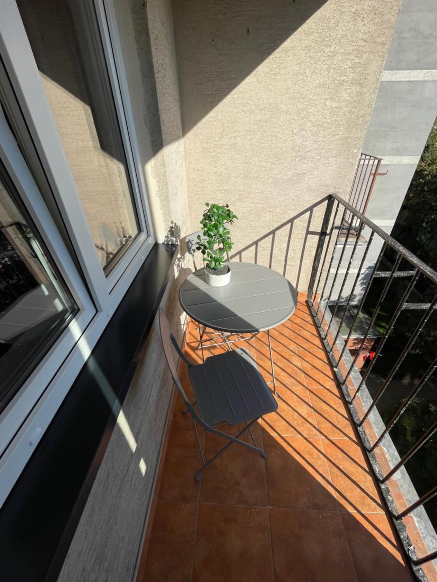 Pl. Dabrowskiego 12 By Homeprime Varsovia Exterior foto